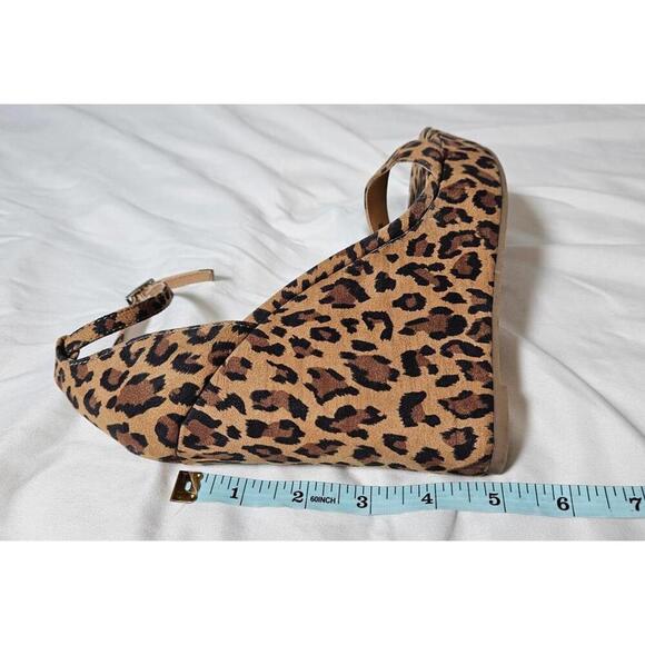 Forever 21 Women's Leopard Print Wedge Heels Size 7 - Picture 8 of 11
